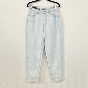 NWOT WILD FABLE Tapered Denim Jeans Women’s Size 6 High Rise Light Wash Distress